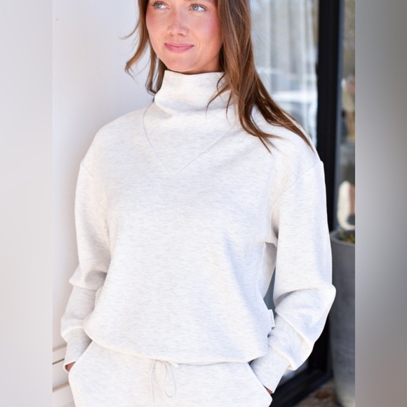 Varley Betsey Sweat Double Soft Sweatshirt Mock Neck Waist Tie Lounge Cozy Sz XL - Picture 1 of 13
